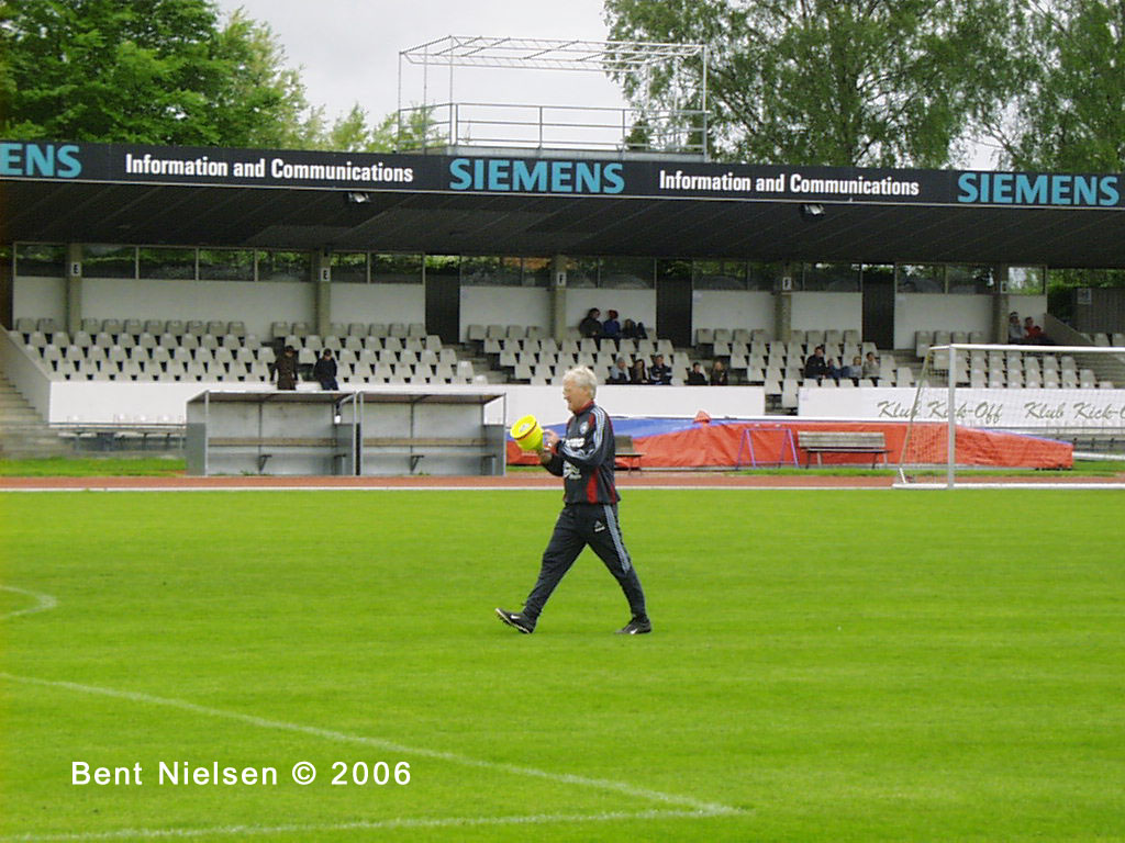 Image 6 of 12  -  165 kB